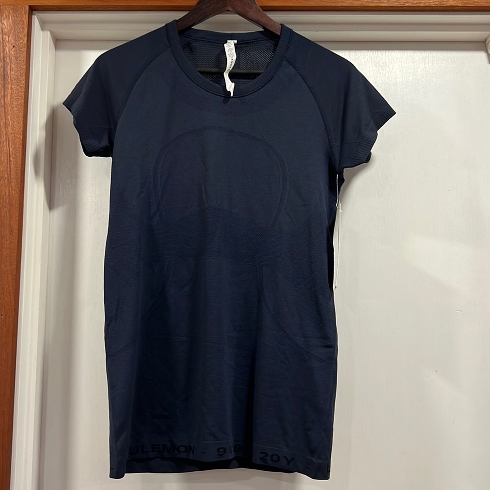 Lululemon Swiftly SS Tech 20th anniversary Dark blue NWT short sleeve